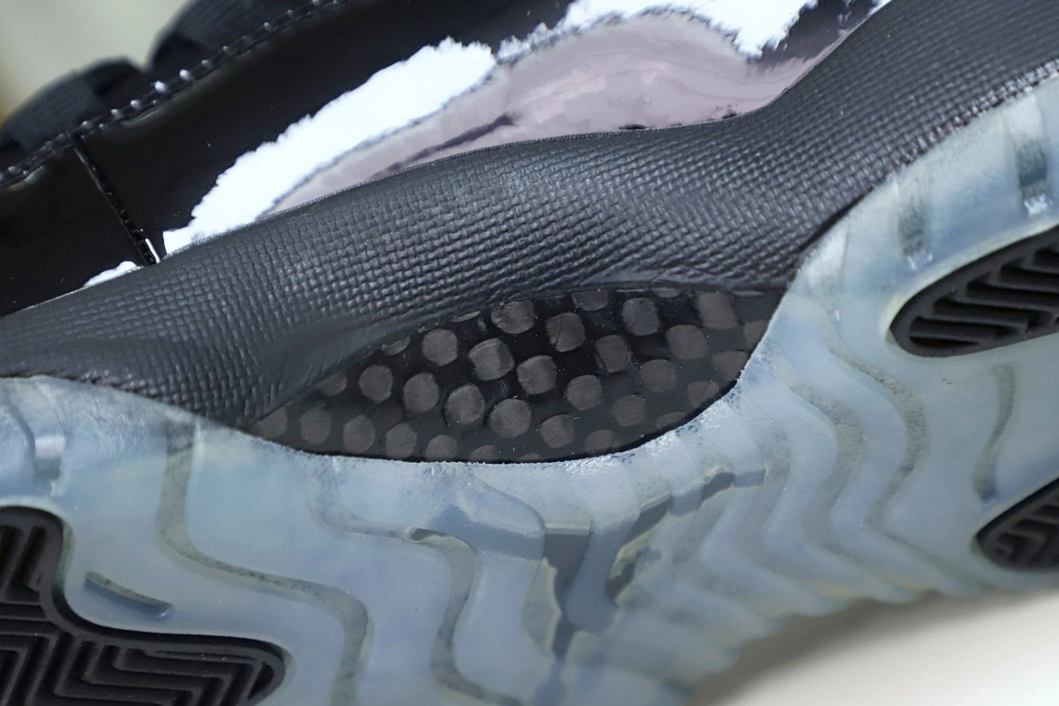 AND GOWN' 11 AIR 'CAP RETRO JORDAN 0113